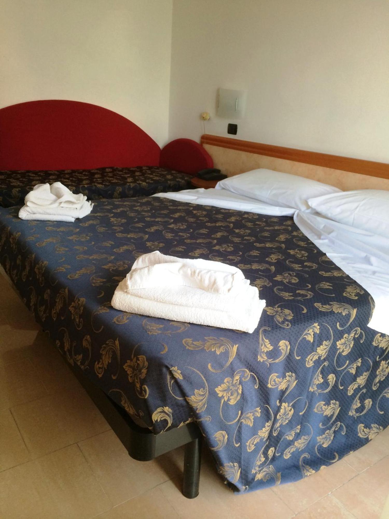 Hotel Sultano Rimini Værelse billede